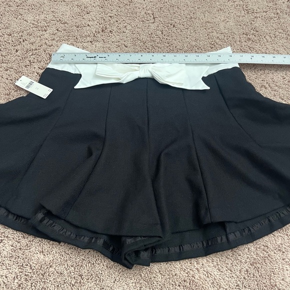 NWT new 12 Anthropologie Maeve paneled skirty shorts black white bow winter - Picture 14 of 17